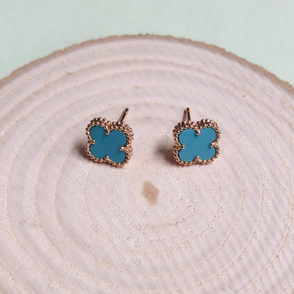 VCA EARRING 18K GOLD PLATED 15-39-8-11