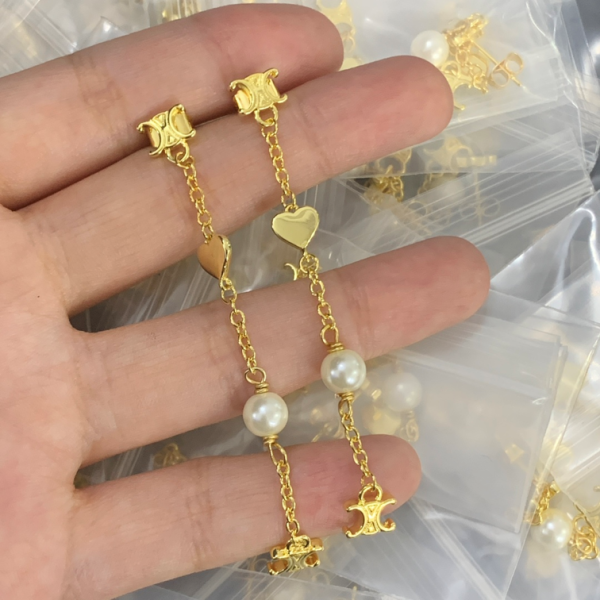 CELINE EARRING 18K GOLD PLATED Y169617