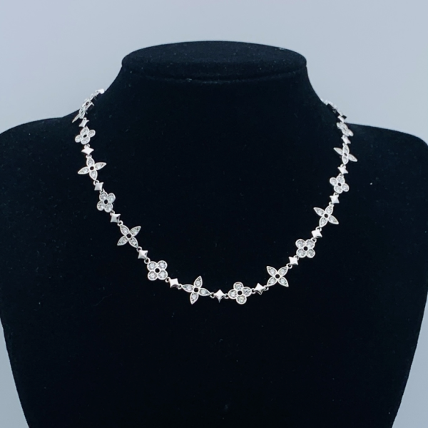 LV NECKLACE 18K GOLD PLATED Y174656