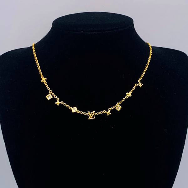 LV NECKLACE 18K GOLD PLATED Y179314