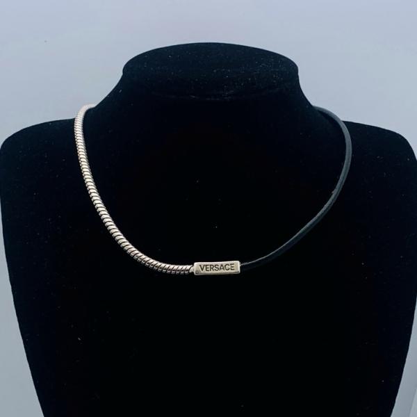 VERSACE NECKLACE 18K GOLD PLATED Y169295