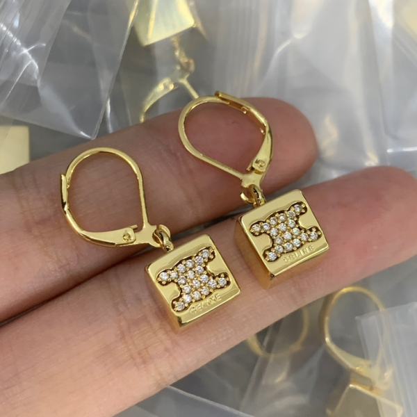 CELINE EARRING 18K GOLD PLATED Y162012