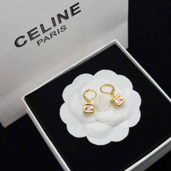 CELINE EARRING 18K GOLD PLATED Y137804-1