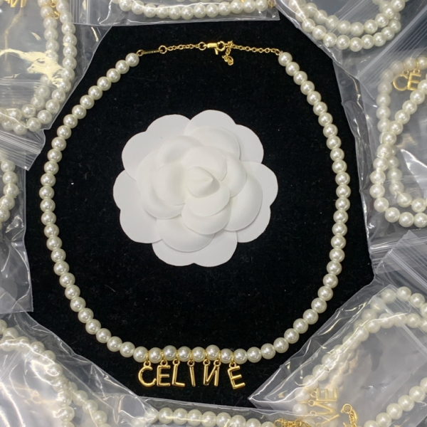 CELINE NECKLACE 18K GOLD PLATED Y153799