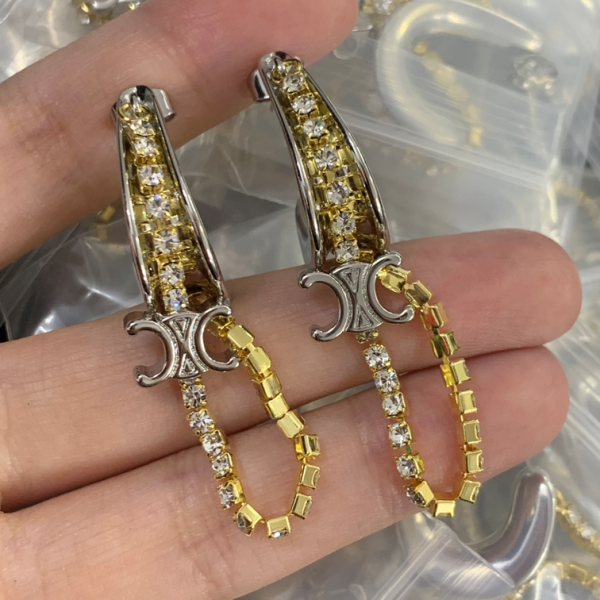 CELINE EARRING 18K GOLD PLATED Y162555