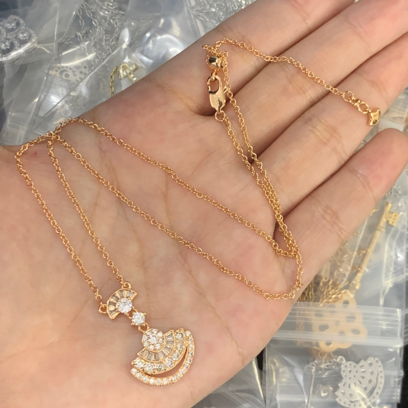 GRAFF NECKLACE 18K GOLD PLATED Y166610
