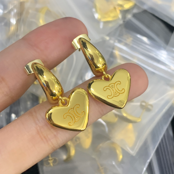 CELINE EARRING 18K GOLD PLATED Y176185