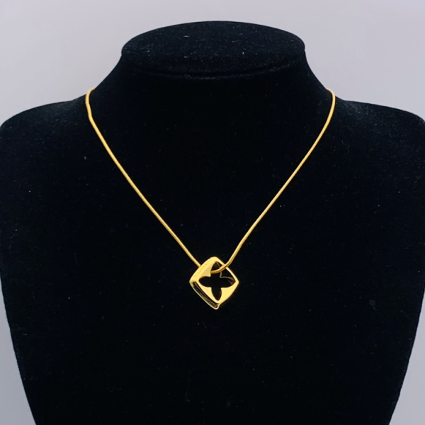 LV NECKLACE 18K GOLD PLATED Y188713