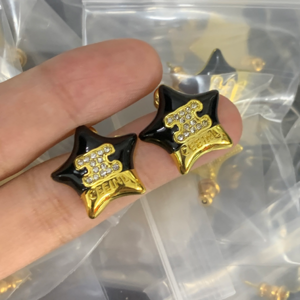CELINE EARRING 18K GOLD PLATED Y172844