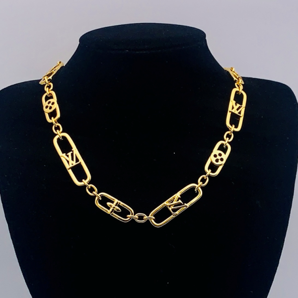 LV NECKLACE 18K GOLD PLATED Y178685