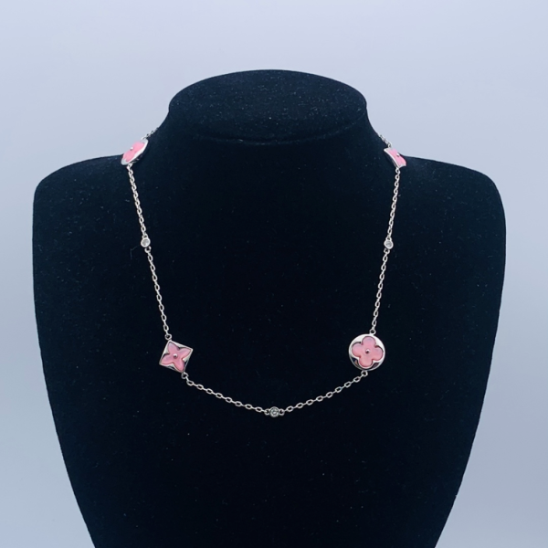 LV NECKLACE 18K GOLD PLATED Y170657