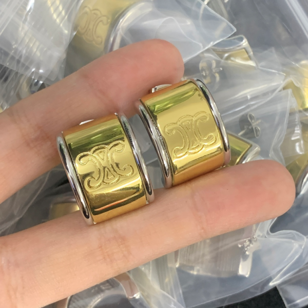 CELINE EARRING 18K GOLD PLATED Y170470
