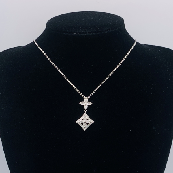 LV NECKLACE 18K GOLD PLATED Y180271