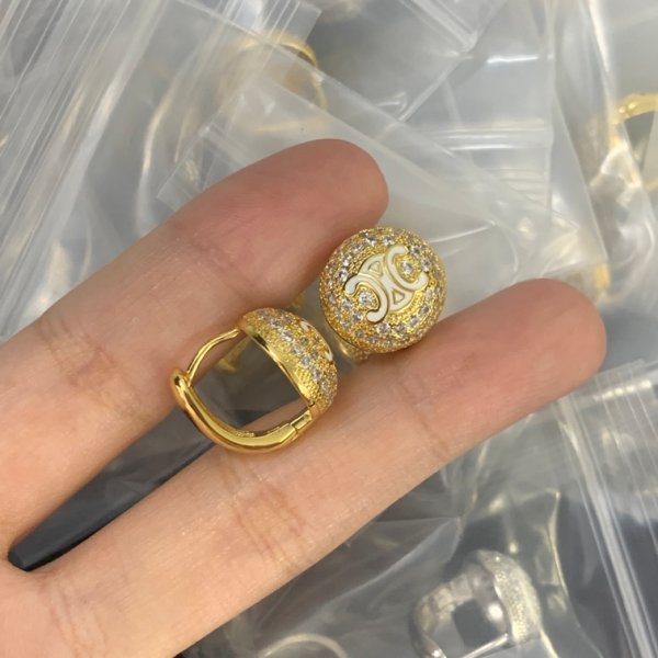 CELINE EARRING 18K GOLD PLATED Y180580