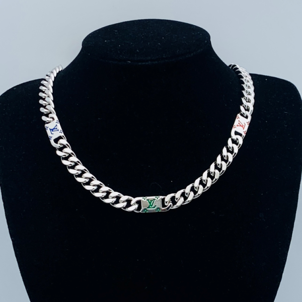 LV NECKLACE 18K GOLD PLATED Y177481