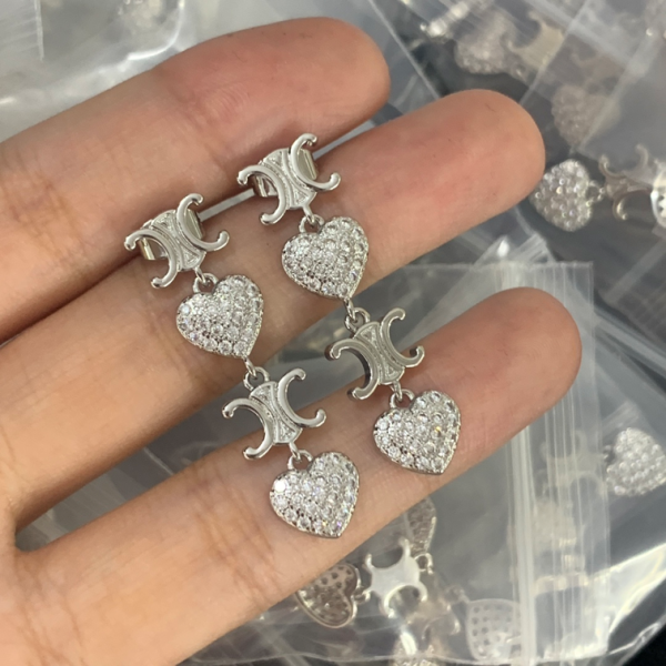 CELINE EARRING 18K GOLD PLATED Y176050