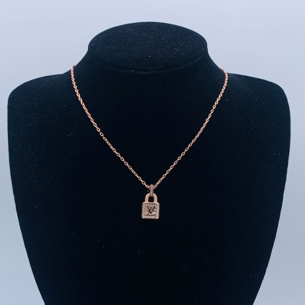 LV NECKLACE 18K GOLD PLATED Y170642