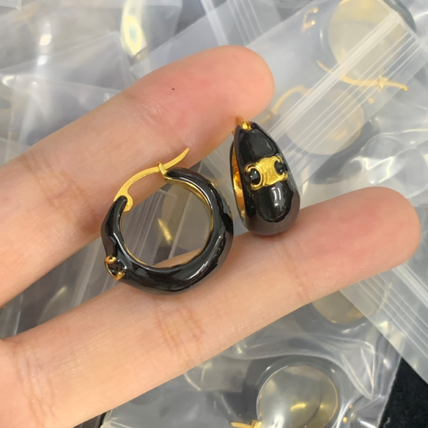 CELINE EARRING 18K GOLD PLATED Y168376
