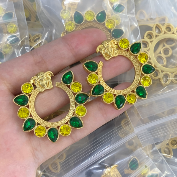 VERSACE EARRING 18K GOLD PLATED Y159676