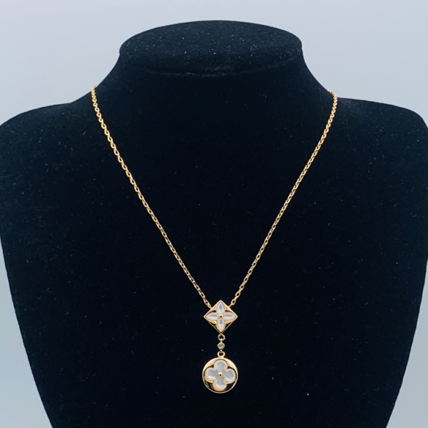 LV NECKLACE 18K GOLD PLATED Y170465