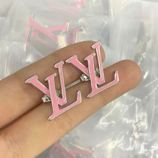 LV EARRING 18K GOLD PLATED Y193162