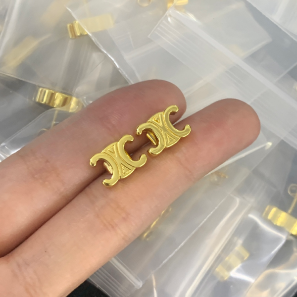 CELINE EARRING 18K GOLD PLATED Y181594
