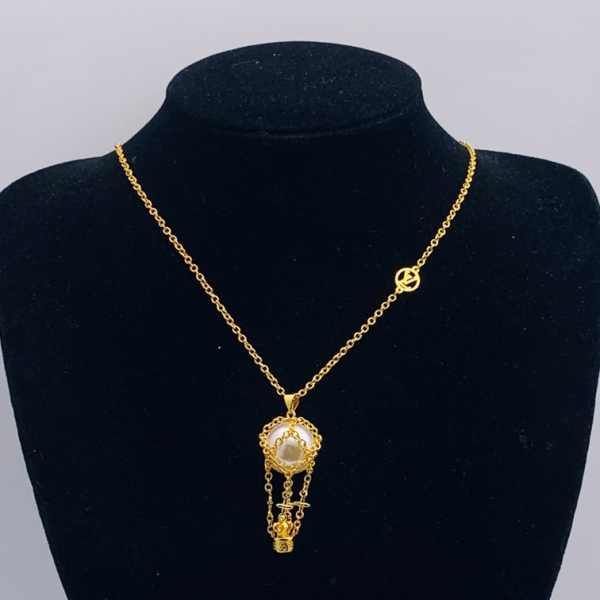 LV NECKLACE 18K GOLD PLATED Y183981