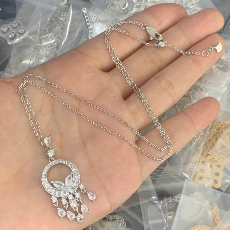 GRAFF NECKLACE 18K GOLD PLATED Y164217