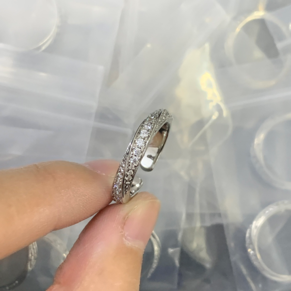 CELINE RING 18K GOLD PLATED Y186341