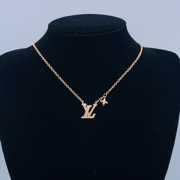 LV NECKLACE 18K GOLD PLATED Y175178