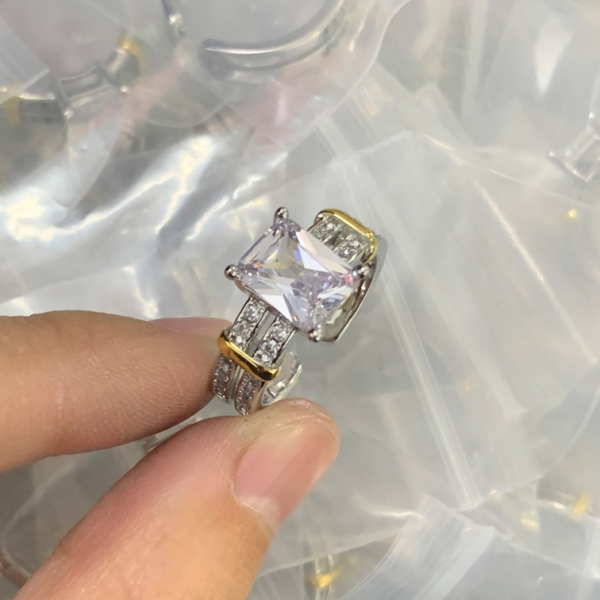 HEFANG RING 18K GOLD PLATED Y192467